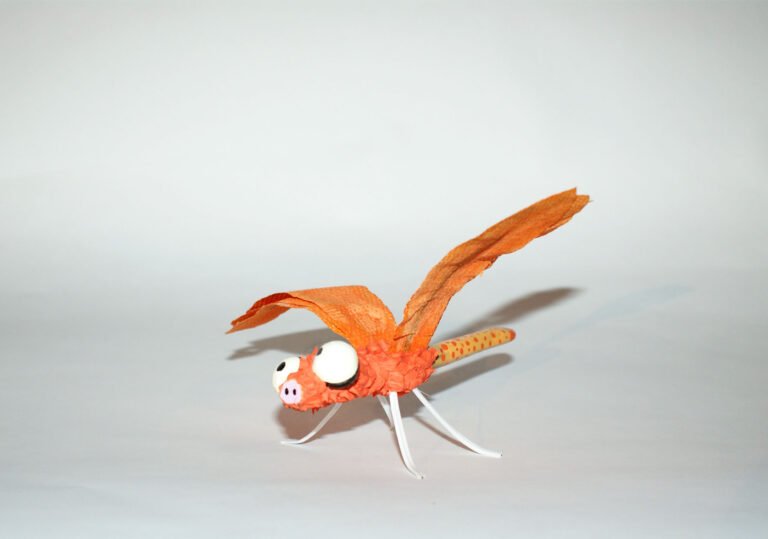 Libellula orange pig, Bookshop Museo Giardino Sonoro, Firenze, 2023