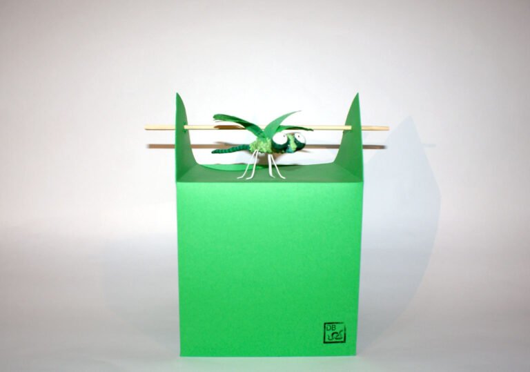 Libellula verde, Bookshop Museo Giardino Sonoro, Firenze, 2023
