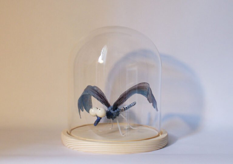 Zanzara blu in campana, Collezione privata, Firenze, 2023
